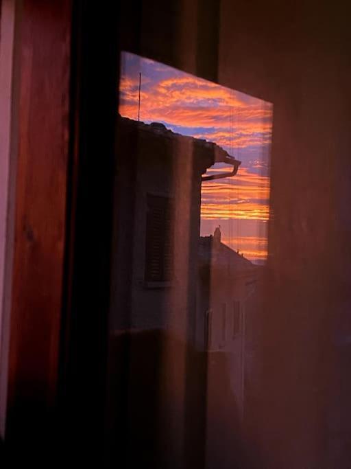 Casa Vacanze E Brevi Periodi Alla Porta Etrusca La Panchina Al Sole Вольтерра Екстер'єр фото